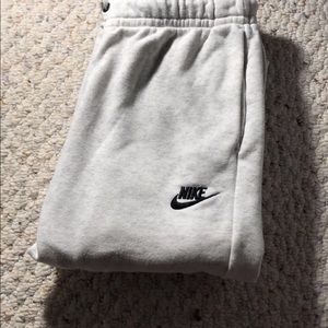 Nike sweatpants heather white